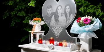 Εκεί που «πάγωσε» ο χρόνος: 12 Χρόνια μετά τα δάκρυα δεν στέγνωσαν ποτέ – Ο δρόμος της τραγωδίας εξακολουθεί να ραγίζει Καρδιές [βίντεο]
