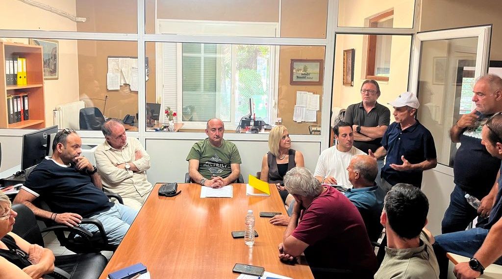 Αξονες συντονισμού & συνεργασίας νέων αντιδημάρχων και προέδρων κοινοτήτων του Δ. Τρικκαίων για τα έργα στα χωριά – Η εισήγηση Σακκά