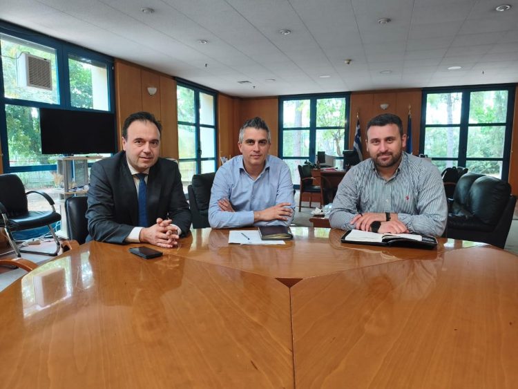 Συνάντηση Αβραμόπουλου με Δήμα και Παπαστεργίου: Στο επίκεντρο τα έργα αποκατάστασης, ο Ε65 και οι παρεμβάσεις καθημερινότητας για την Καλαμπάκα και τα χωριά