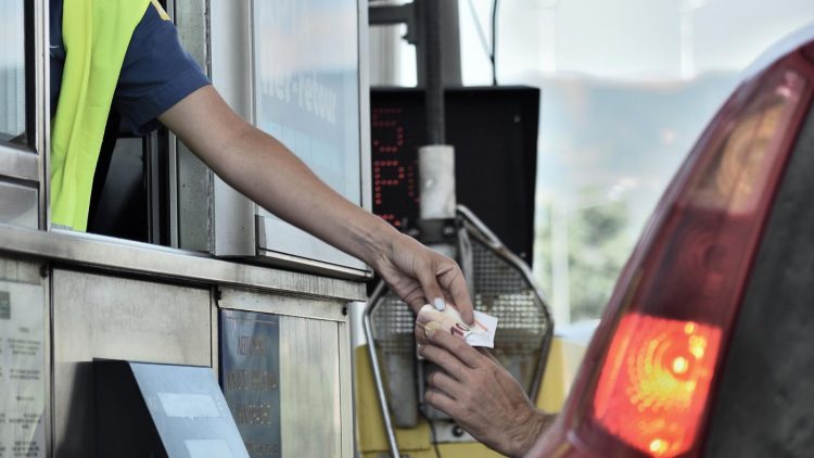 Πόσο κοστίζουν τα διόδια σε όλο το μήκος του Ε65 – Αναλυτικά οι τιμές