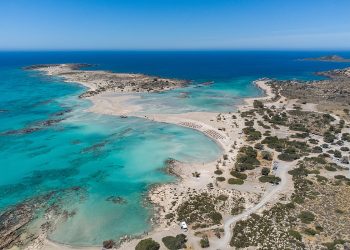 Ελαφονήσι: Ο εξωτικός ροζ παράδεισος της Κρήτης (βίντεο)