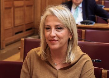 Νέα πρόεδρος της ΚΟ του ΣΥΡΙΖΑ η Ρένα Δούρου