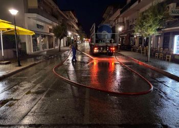 Καθαρισμός της οδού Τρικάλων από συνεργεία του Δήμου Μετεώρων