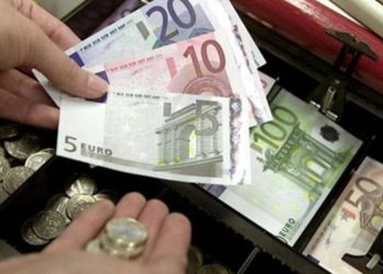 Οι δύο ανήλικοι κλέφτες στους Σοφάδες είχαν “χτυπήσει” δις σε αρτοποιείο…
