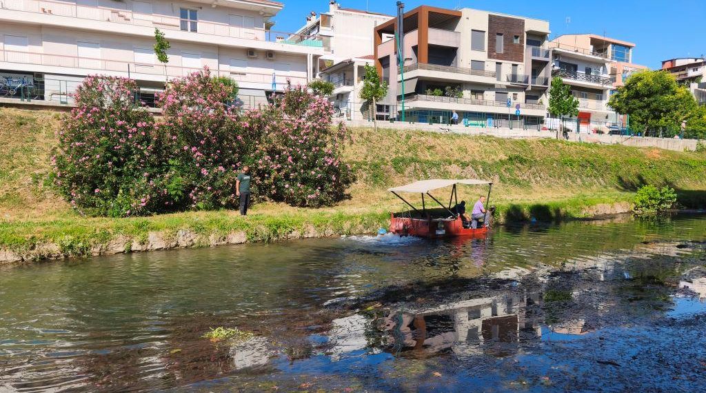 Παρεμβάσεις καθαριότητας στην κοίτη του Ληθαίου ποταμού από τον Δήμο Τρικκαίων
