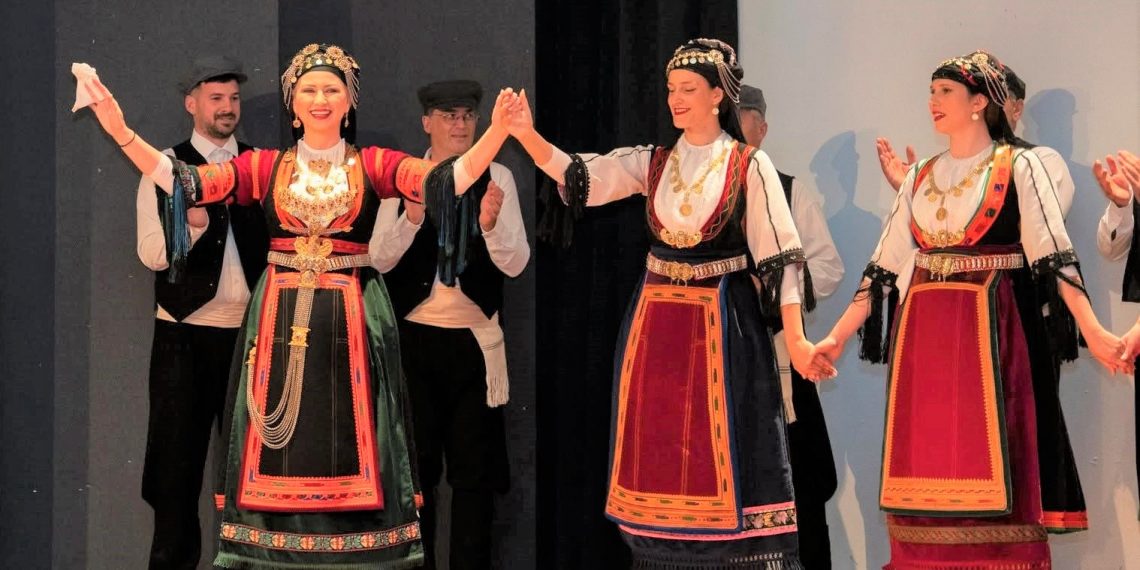 Στον Έβρο ο Χορευτικός όμιλος Τρικάλων για το 30ο Πανελλήνιο Φεστιβάλ Χορού στην Άνθεια