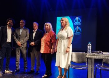 Δ. Παπαστεργίου: «Η ζωή δεν είναι μόνο μέσα στο κινητό»