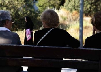 Συντάξεις χηρείας: Ερχονται μεγάλες αυξήσεις τον Σεπτέμβριο – Αναλυτικά παραδείγματα