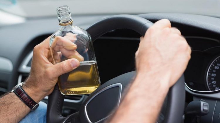 Τρεις συλλήψεις μεθυσμένων οδηγών – Δύο με Ι.Χ.Ε., ένας με δίκυκλο | Ο πρώτος είχε στο όχημά του καραμπίνα με φυσίγγια…