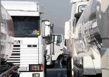 Τελεσίγραφο των αυτοκινητιστών για απεργία διαρκείας (φωτό – βίντεο)